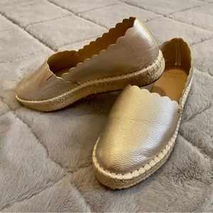 Crown & Ivy slip mid platform slip on